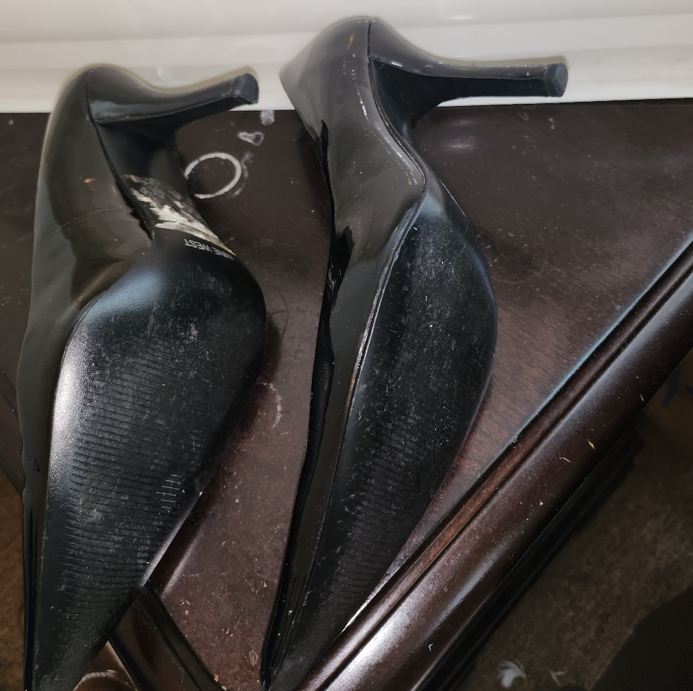 Shoes - Picture 2 of 3
